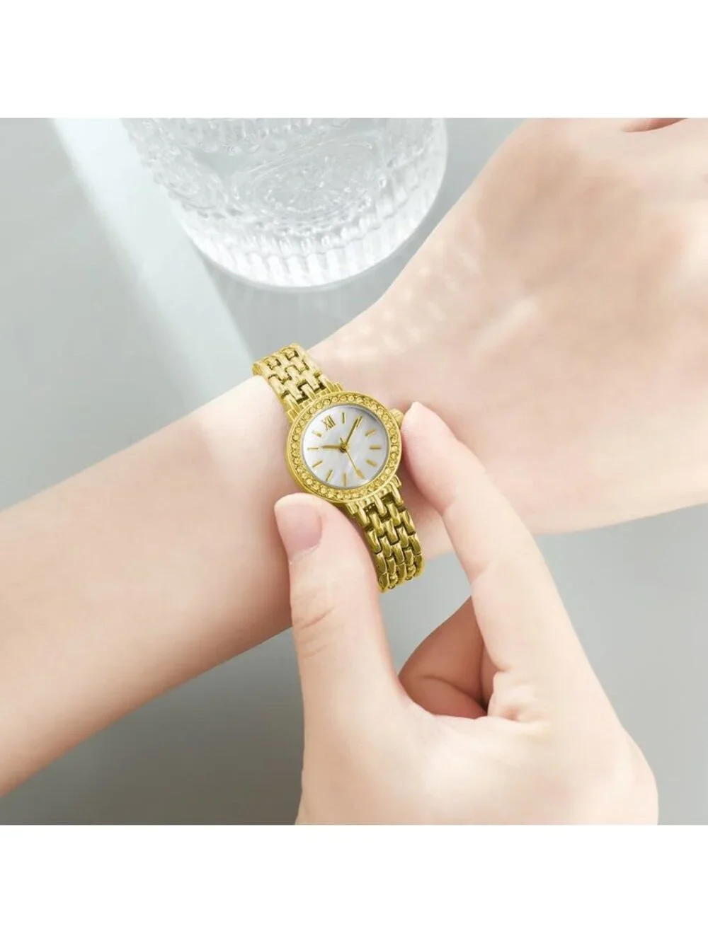 Women's Gold And White Analog Quartz Relogio Feminino Waterproof Bracelet Watch